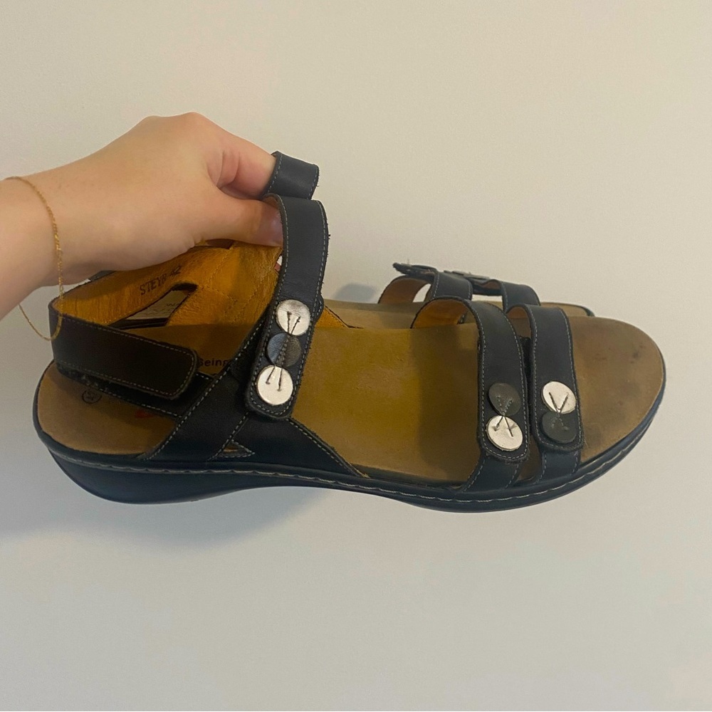 Volks Walkers Black Strappy Slingbacks Comfort Velcro Steyr Sandals Size 42 / 11